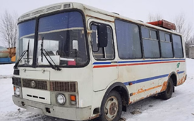 Три рейсовых автобуса застряли в Рязанской области из-за сугробов