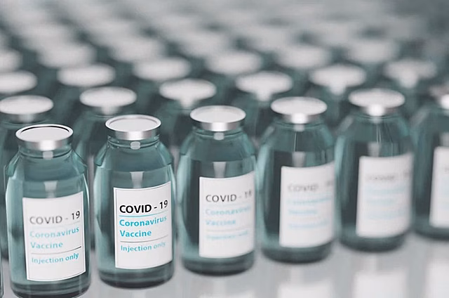 Разработчики вакцины от COVID-19 смогут возвращать НДС быстрее