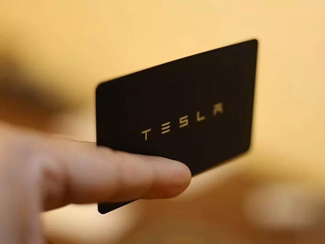 Tesla обвиняют в умышленном сокрытии данных о ДТП с беспилотниками
