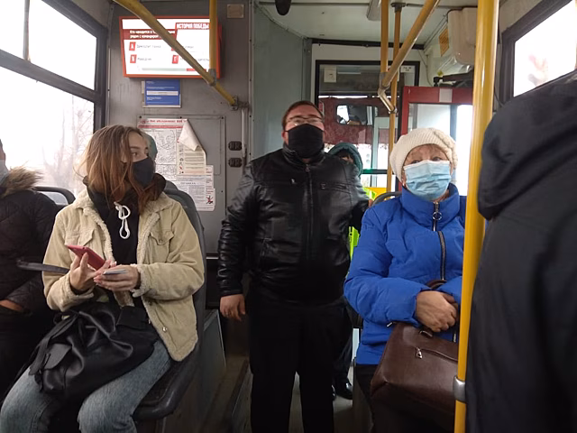 Соблюдение масочного режима проверили в борском общественном транспорте