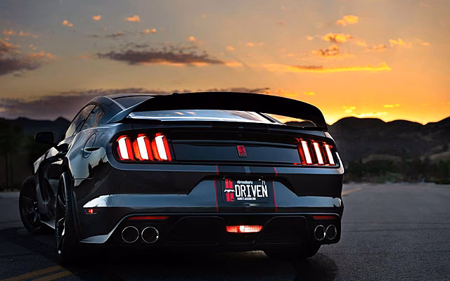 Ford передал американским школам утопленные Mustang: зачем это было сделано?