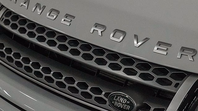 У экс-форварда НБА хотят отобрать Range Rover за неуплату