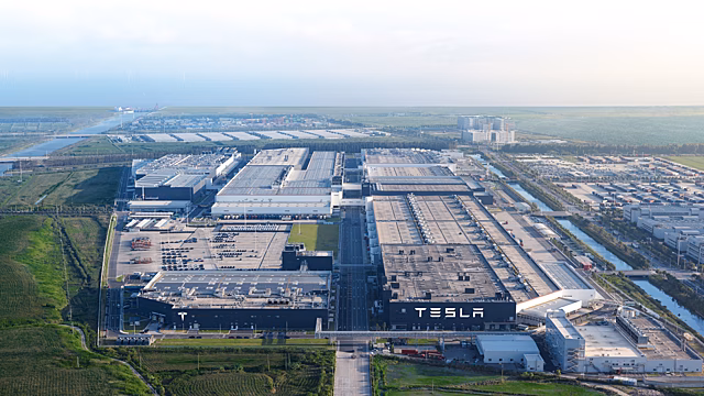 ЕС снизил пошлины на электрокары Tesla, BMW и Volkswagen китайского производства