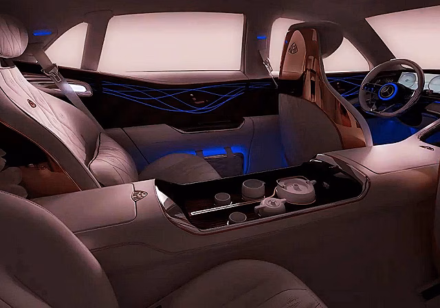 Mercedes-Maybach дразнит роскошным внедорожником
