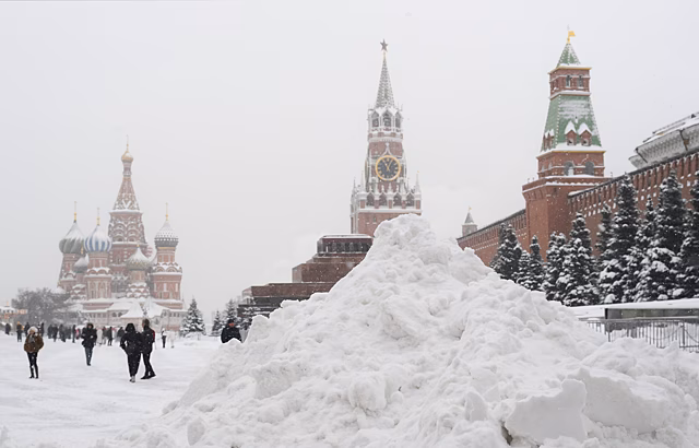 Москвичам назвали срок таяния снега