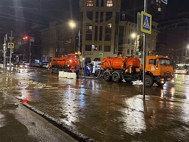В центре Самары произошла крупная коммунальная авария