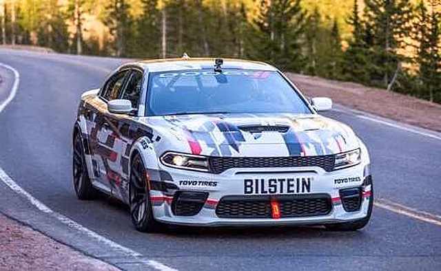 Новый Dodge Charger SRT Hellcat Widebody подготовили для гонки на Пайкс-Пик