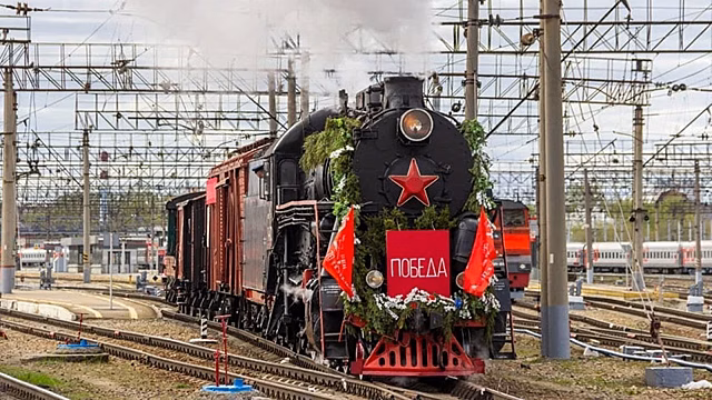 Жители Свердловской и Тюменской областей увидят ретропоезд «Эшелон Победы»