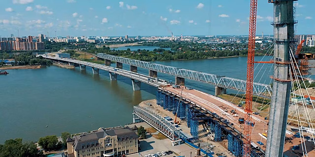 Опубликованы кадры строительства четвертого моста в Новосибирске