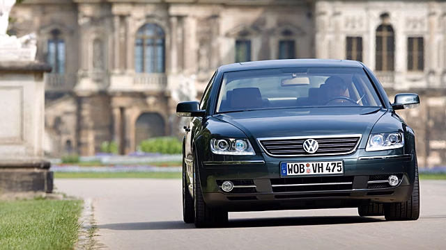 История громкого провала самого дорогого Volkswagen