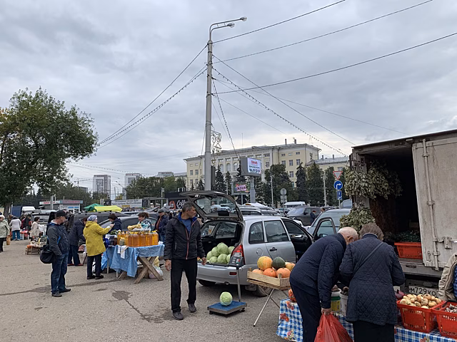 Власти Уфы, несмотря на распространение COVID-19, решили возобновить работу сельхозярмарок