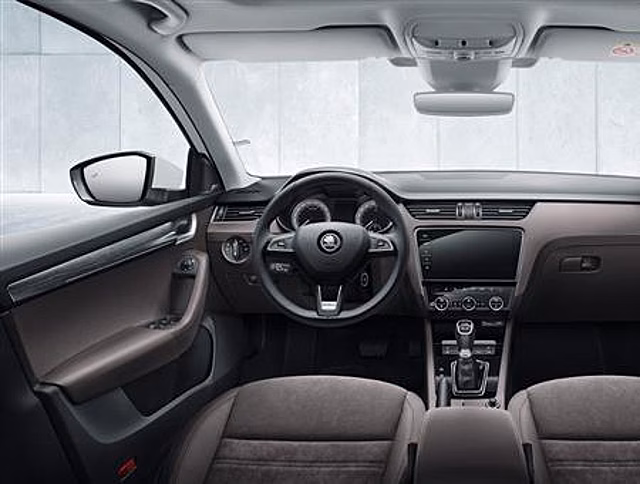 ŠKODA существует вместе с философией Simply Clever уже 120 лет