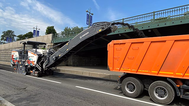 В Петербурге начался ремонт Приморского проспекта