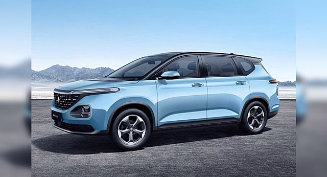 У компактвэна GM и SAIC с необычным дизайном будет младший брат: первые фото