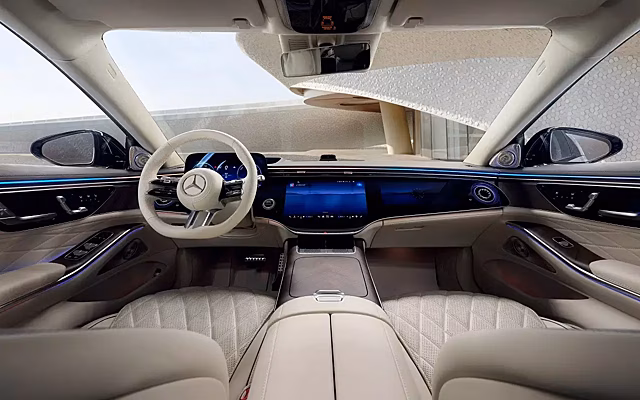 Рестайлинговый Mercedes-Benz S-Class 2026 привезли в РФ с ценой 32,9 млн рублей