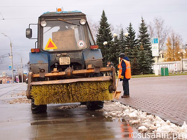   Глава Ижевска: город готов к зимнему содержанию дорог  