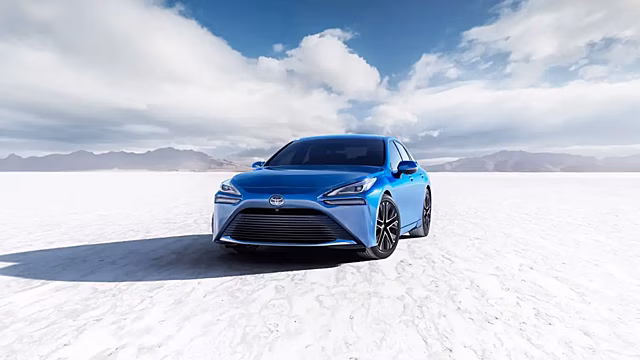Названы две модели Toyota с необычно низкой стоимостью при перепродаже