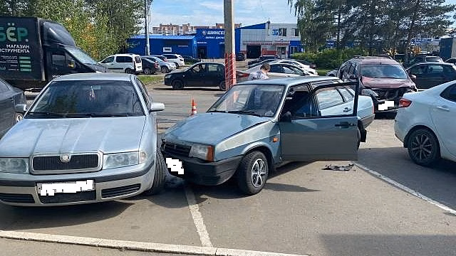 Два водителя получили травмы накануне на дорогах Вологды