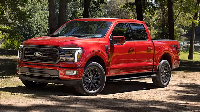 F-150 превращается в монстра: Ford выпустил экстремальный выхлоп