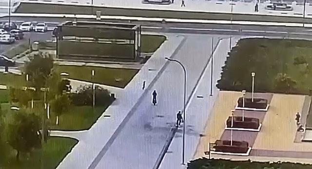 В Нижнем Новгороде подросток на моноколесе сбил ребенка