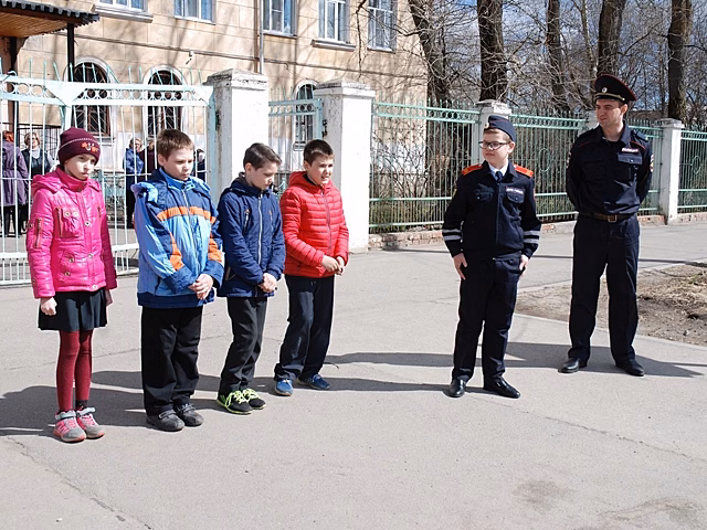 Уроки безопасности проводят перед майскими праздниками в школах и детских садах Вологды