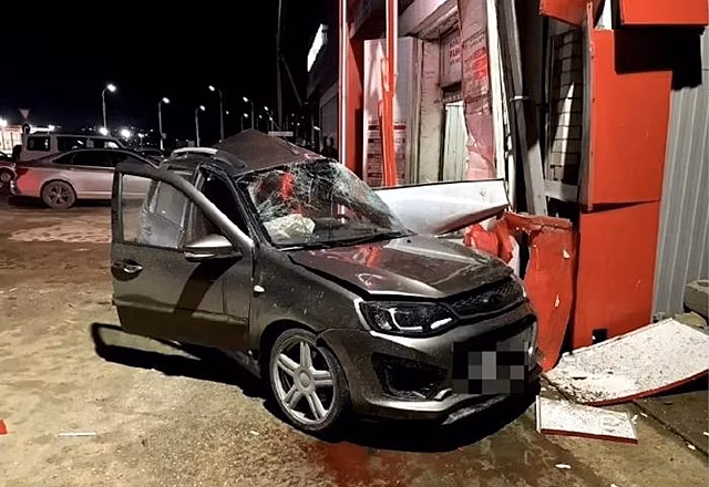 Съемка видео на скорости 225 км/ч в «Ладе» закончилась смертельным ДТП в Армавире