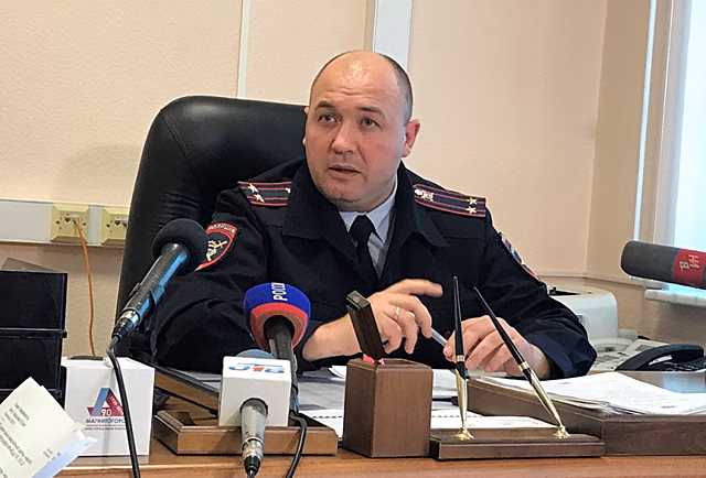 В Новосибирске МВД проверит жалобы в соцсетях на начальника ГИБДД Бабенкова