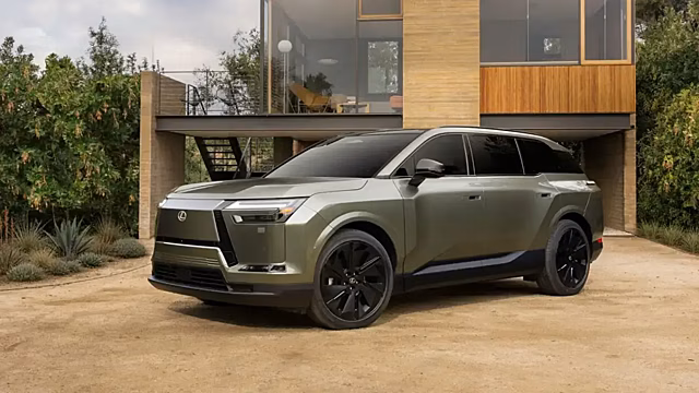 С салоном-гостиной: Lexus представил совершенно новый кроссовер TZ