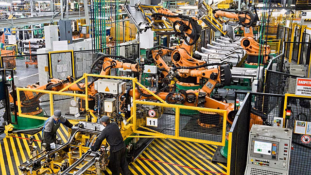 Уровень роботизации на заводах АвтоВАЗа достиг 85%