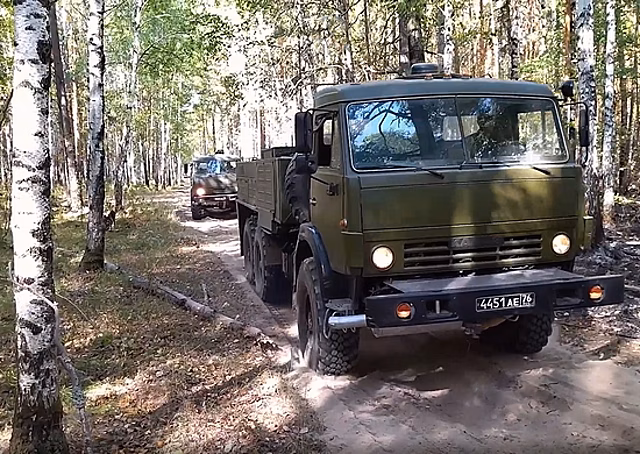 Более 70 тонн воды доставили военнослужащие ЦВО к очагам пожаров на востоке Свердловской области