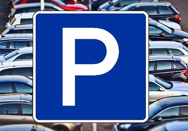 В Алуште появились две новых автостоянки