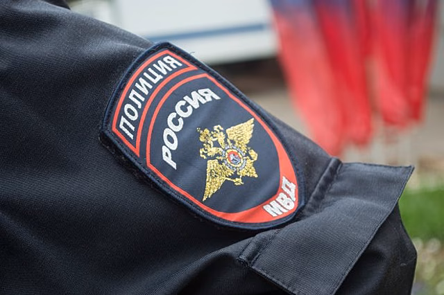 Полиция перехватила автобус с проплаченными провокаторами ФБК на пути к незаконному митингу 31 августа