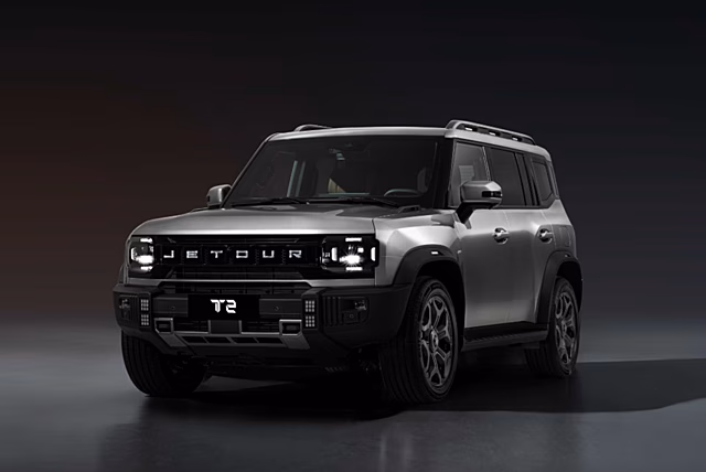 В РФ начались продажи обновленного Jetour T2