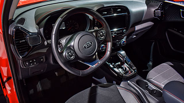 Kia отзывает для ремонта более 319 тысяч машин