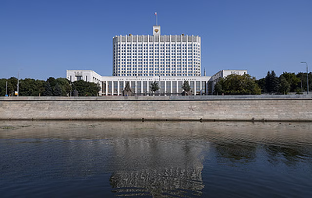 Правительство готовит новые меры на рынке топлива