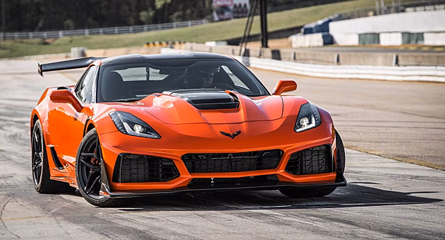 Владельцы Corvette C7 Z06, ZR1 столкнулись с дефицитом шин для авто