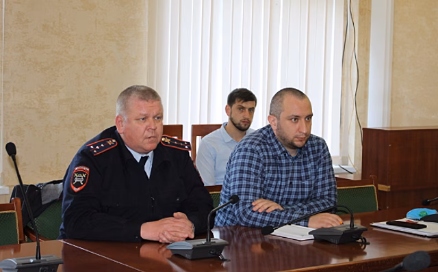 В Кисловодске прошло совещание с представителями такси об организации перевозок во время нерабочих дней