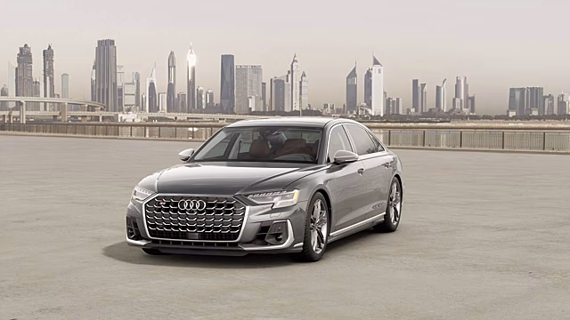 Дилеры привезли в Россию обновлённый спортивный седан Audi S8