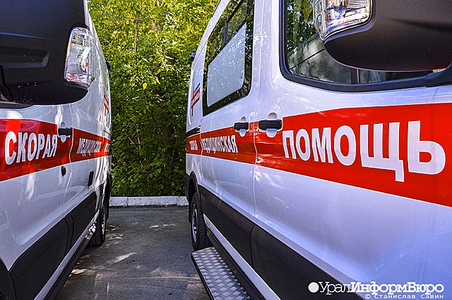 Екатеринбург получил от благотворительного фонда 30 автомобилей скорой помощи