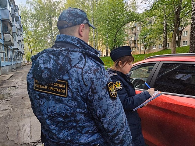Мужчина хотел уберечь авто от конфискации, а в результате получил уголовку
