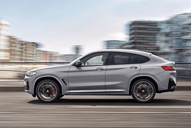 BMW отзывает автомобили X4 из-за проблем с безопасностью