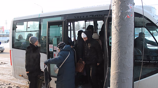 Саратовцы пожаловались на отсутствие автобусов и маршруток на онлайн-картах