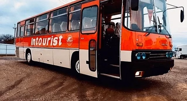 Ikarus 256 простоял 25 лет, а теперь продается за 15 000 000 рублей