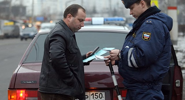Рискованно ли подвозить гаишников?