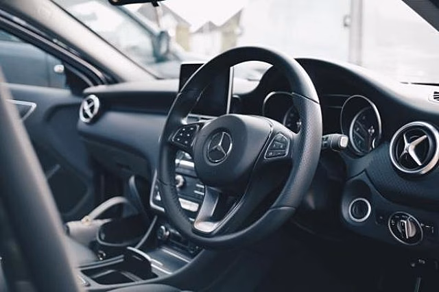 Потерпевшая фирма по делу Абызова решила купить Maybach