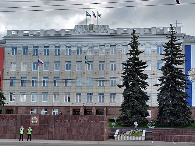 В Уфе ограничат движение большегрузного транспорта