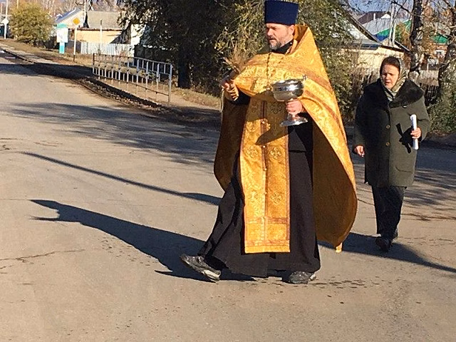В Самарской области освятили опасный перекресток