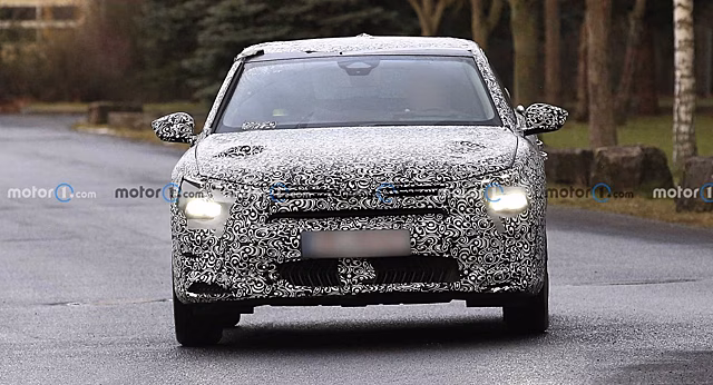 Новый Citroen C5 отличается нестандартной формой
