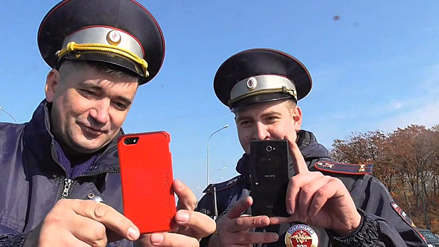 ГИБДД ловит нарушителей с помощью смартфонов