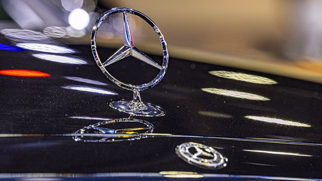 Mercedes-Benz представил новый E-class L для Китая